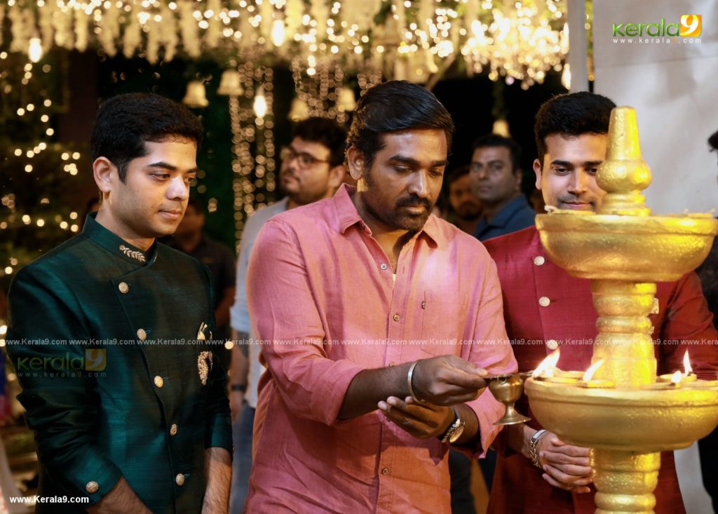 Vijay Sethupathi at Kalyan Navaratri Pooja 2019 Photos 035