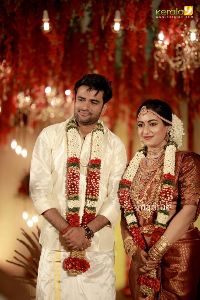 maniyan pillai raju son marriage photos 020