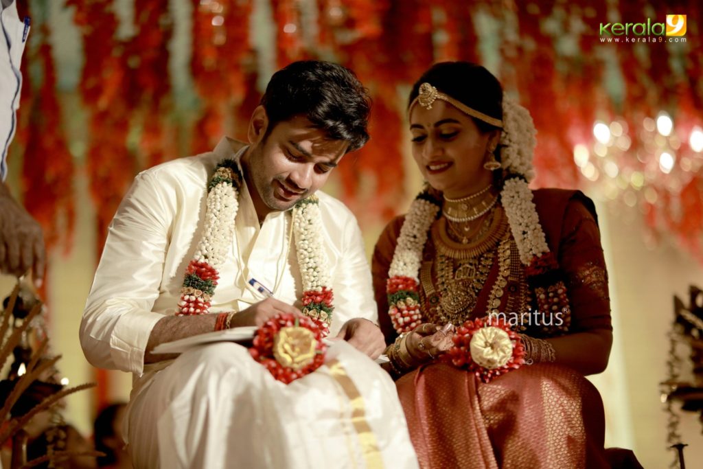 maniyan pillai raju son wedding photos 002