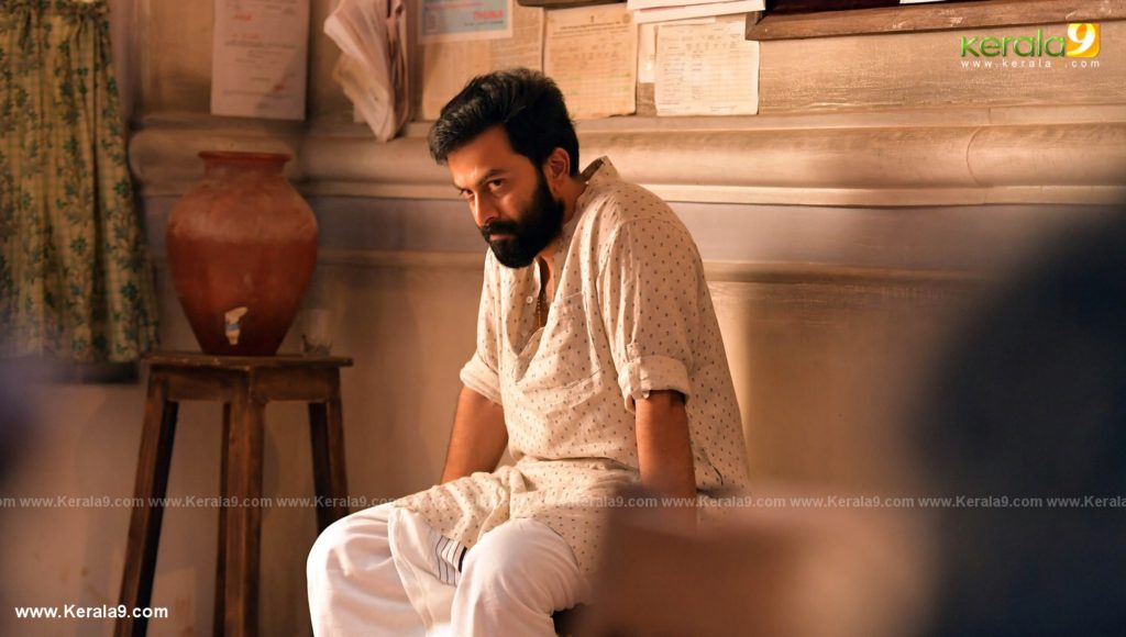 prithviraj in ayyappanum koshiyum stills 007