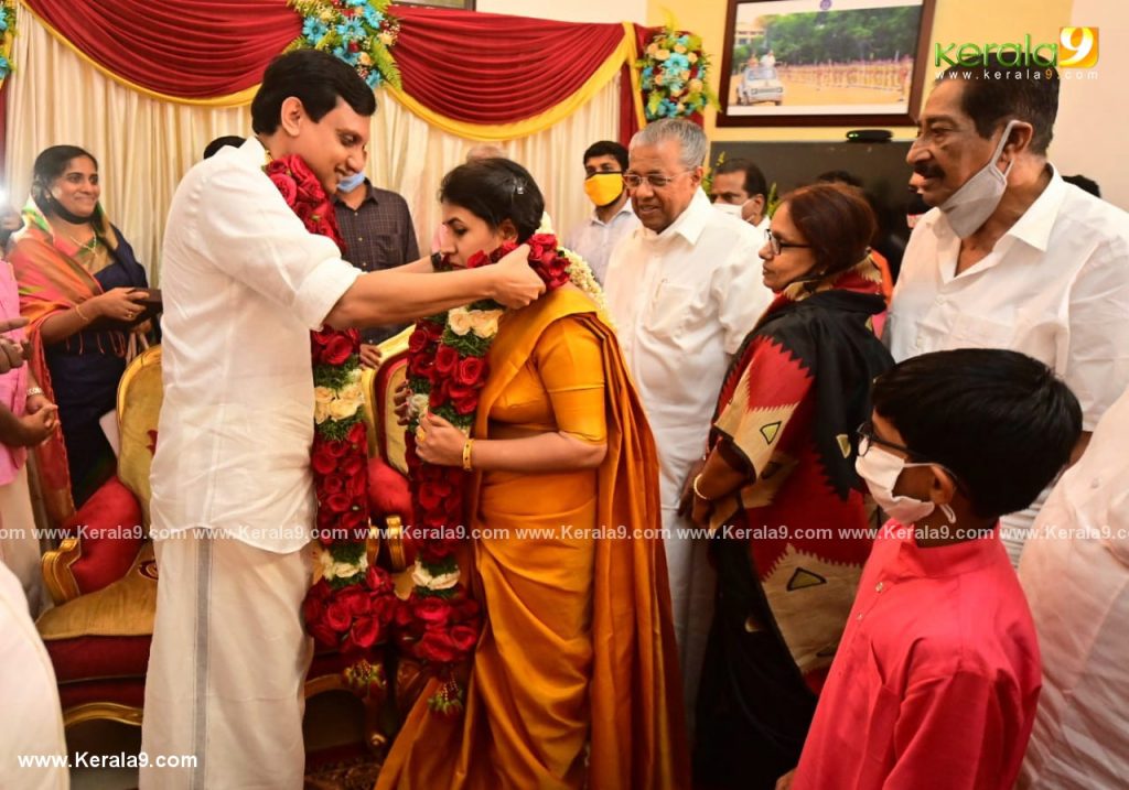 pinarayi vijayan daughter marriage photos 002