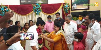 pinarayi vijayan daughter wedding photos 005
