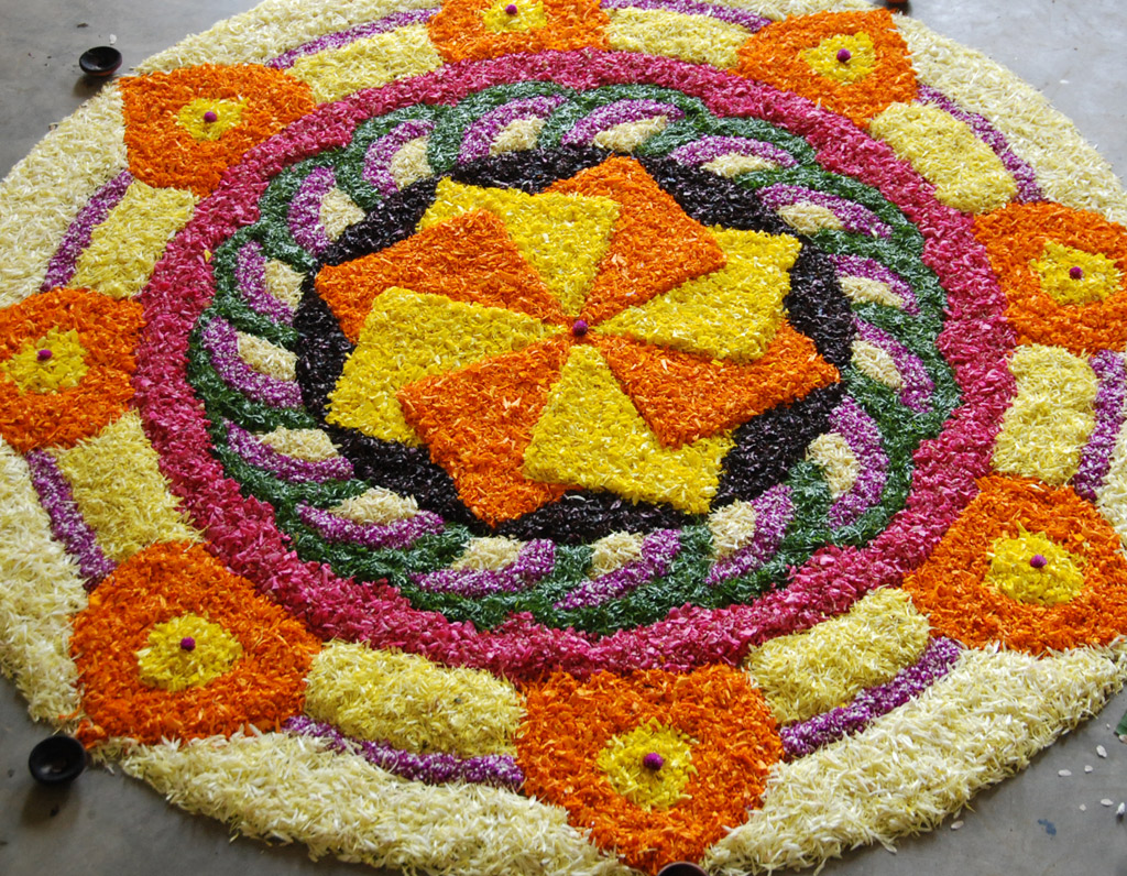 Onam Pookalam00 2 - Kerala9.com