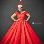 Celebrities-Christmas-Celebration-Photos-2020-013