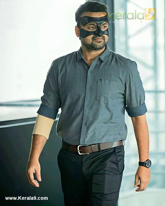 Nizhal Malayalam Movie 2021 Stills 008