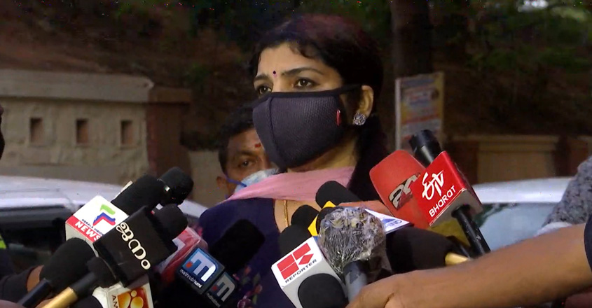 Saritha S Nair arrested - Kerala9.com