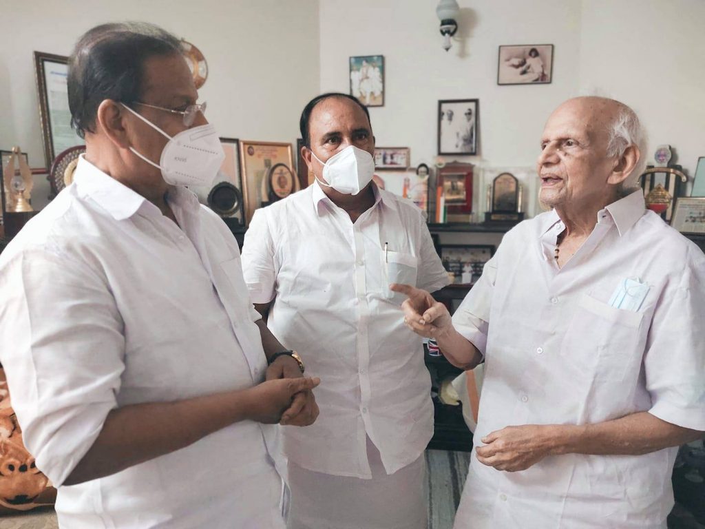 K Sudhakaran - Kerala9.com K Sudhakaran