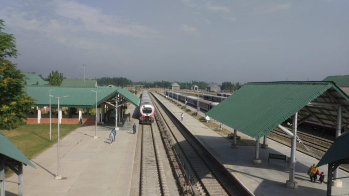 Train Kashmir
