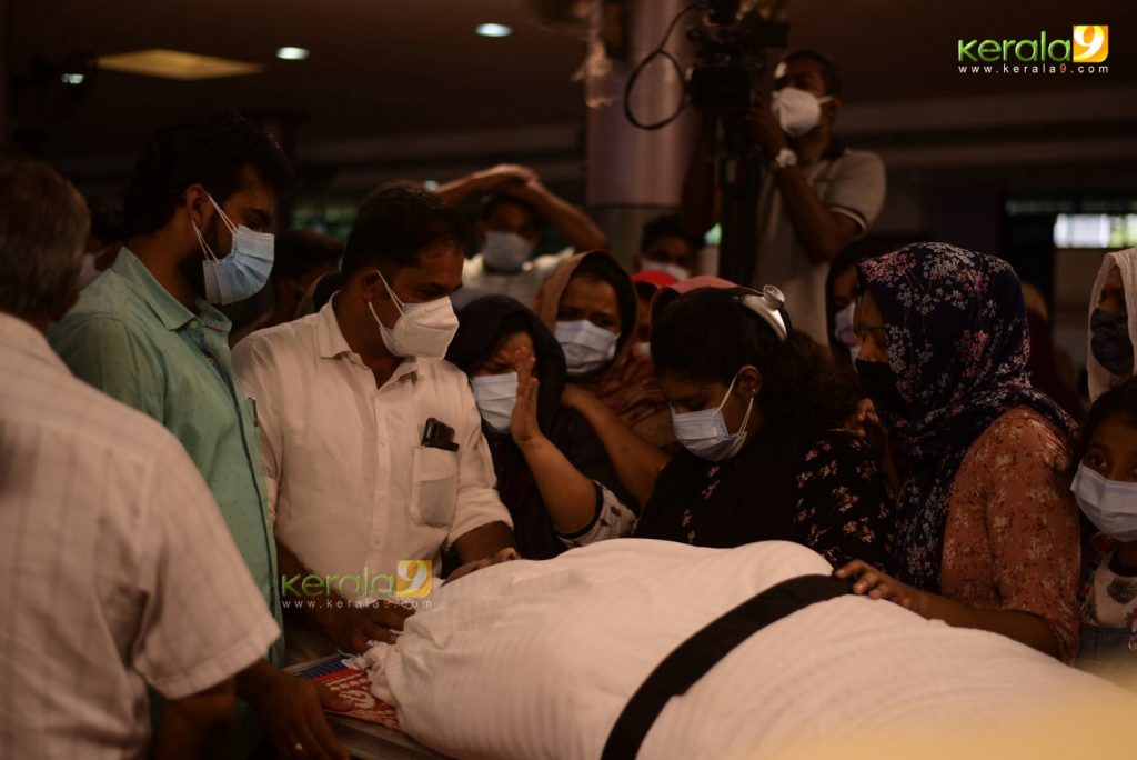 Producer and Chef Naushad Funeral photos