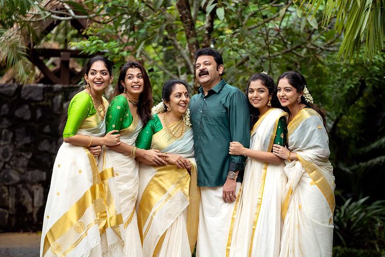 celebrities onam photos 1