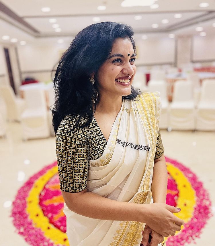 nivetha thomas onam photos