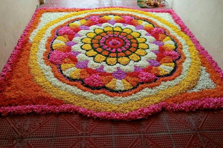 onam pookalam latest designs 002