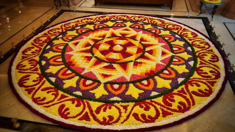 onam pookalam latest designs 005