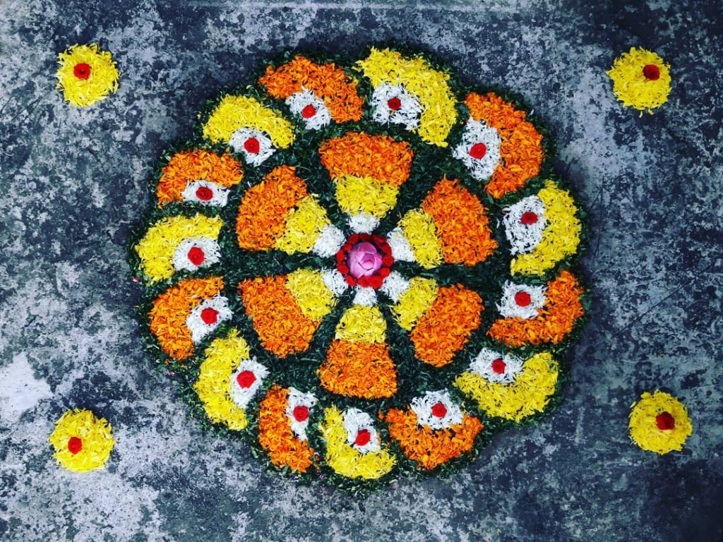 onam pookalam new designs 006