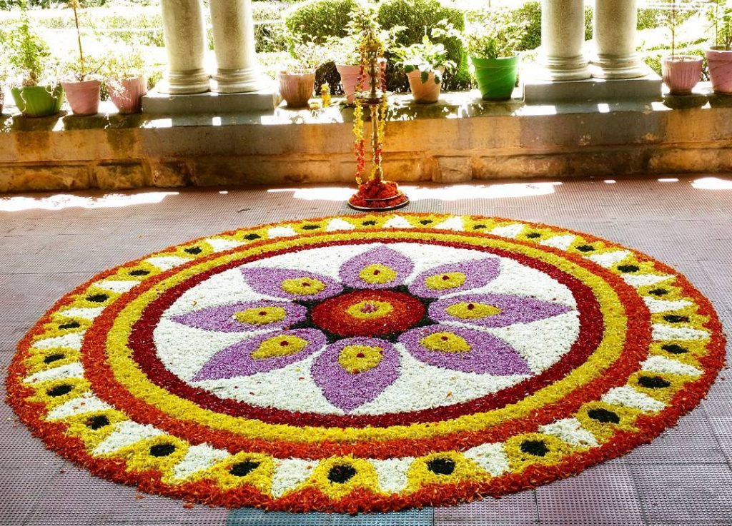 onam pookalam new designs 020