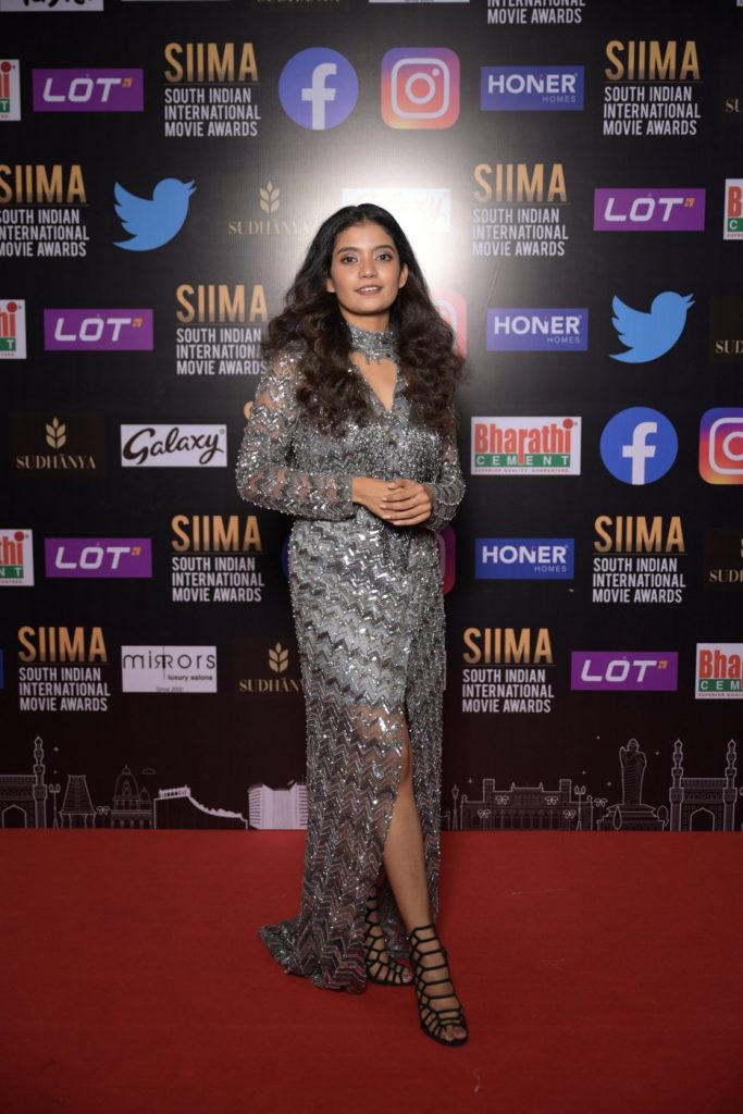 Anna Ben at SIIMA award 2021 photos