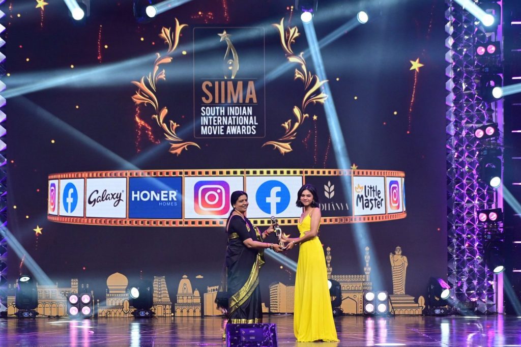 Prarthana Indrajith at SIIMA 2021 photos 1