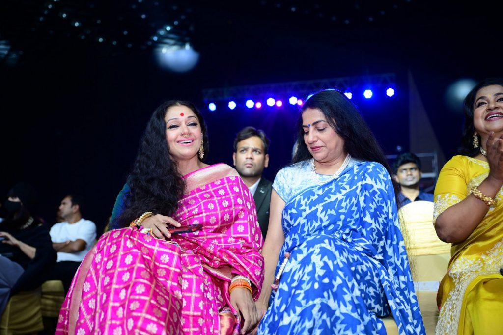 actress at SIIMA 2021 photos
