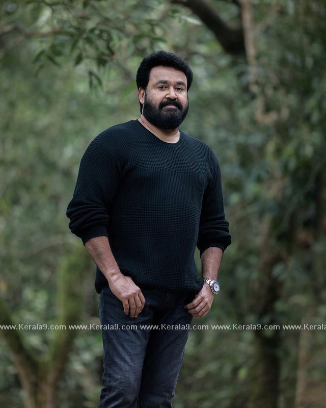 mohanlal at 12th man location photos 001