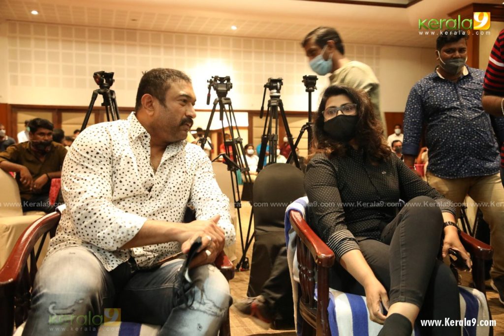 vani viswanath at the criminal lawyer movie title launch photos 002