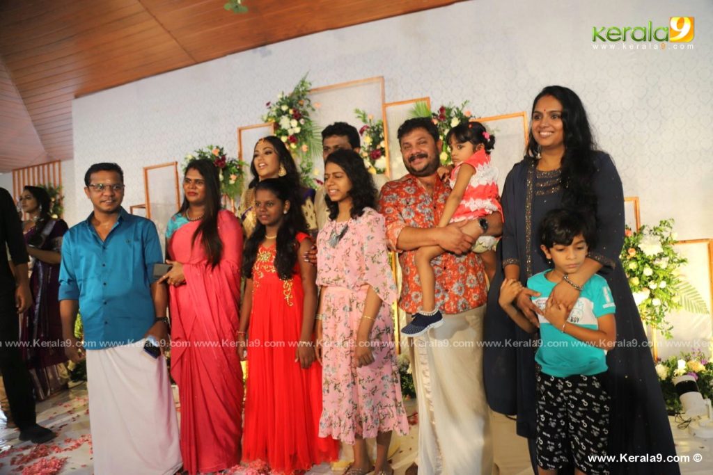 dharmajan bolgatty family at rebecca actress wedding photos 014