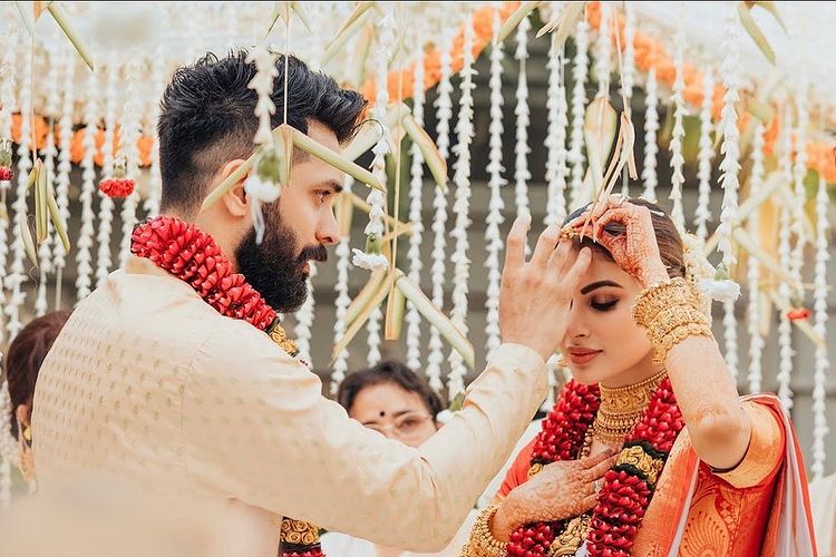 mouni roy marriage photos