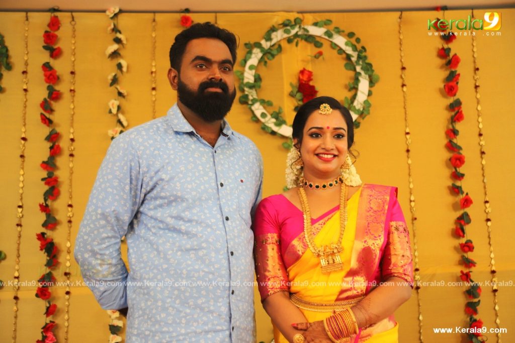 gowri krishnan engagement photos 020