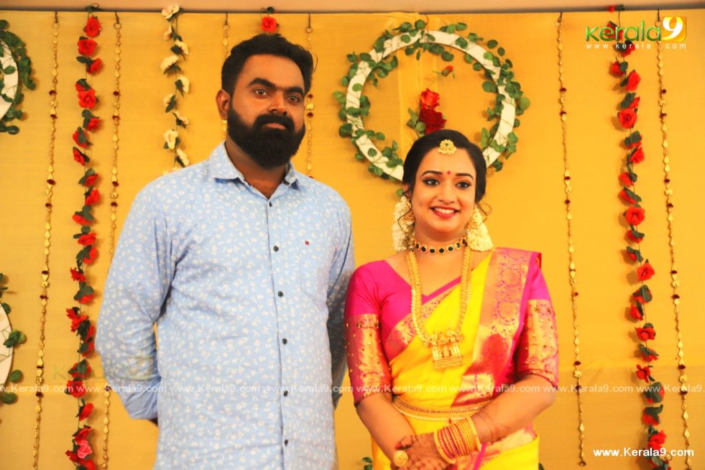 gowri krishnan engagement photos 021