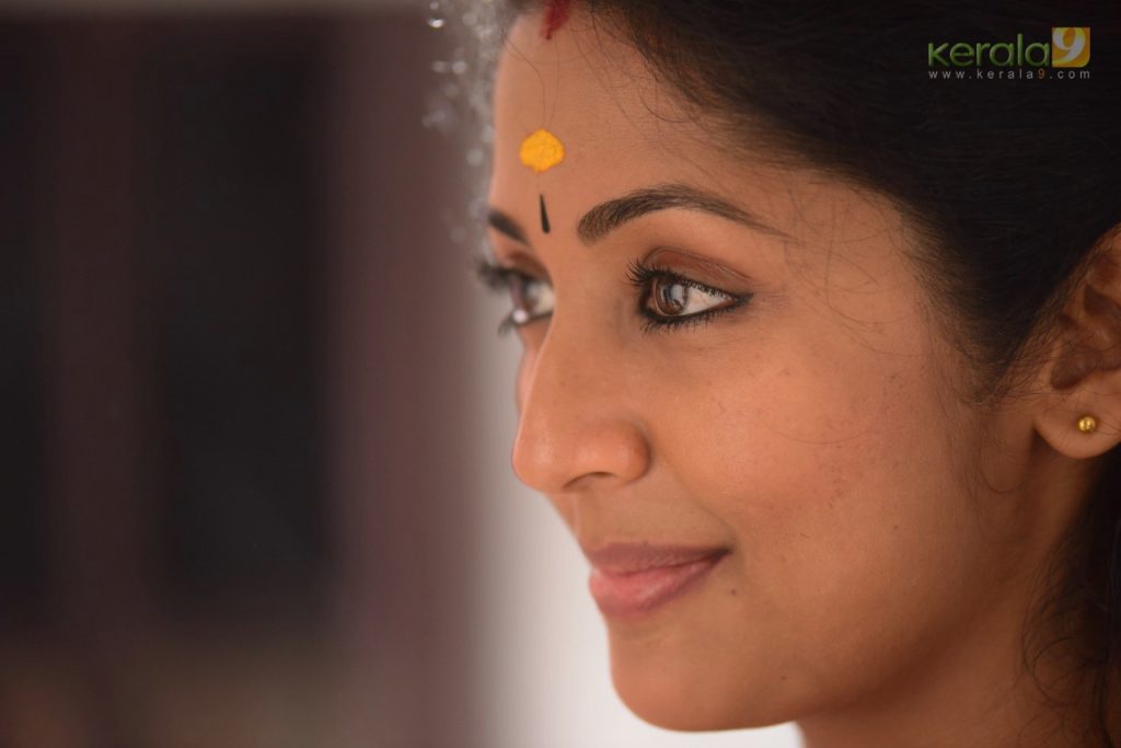 navya nair new movie Oruthee Stills 003