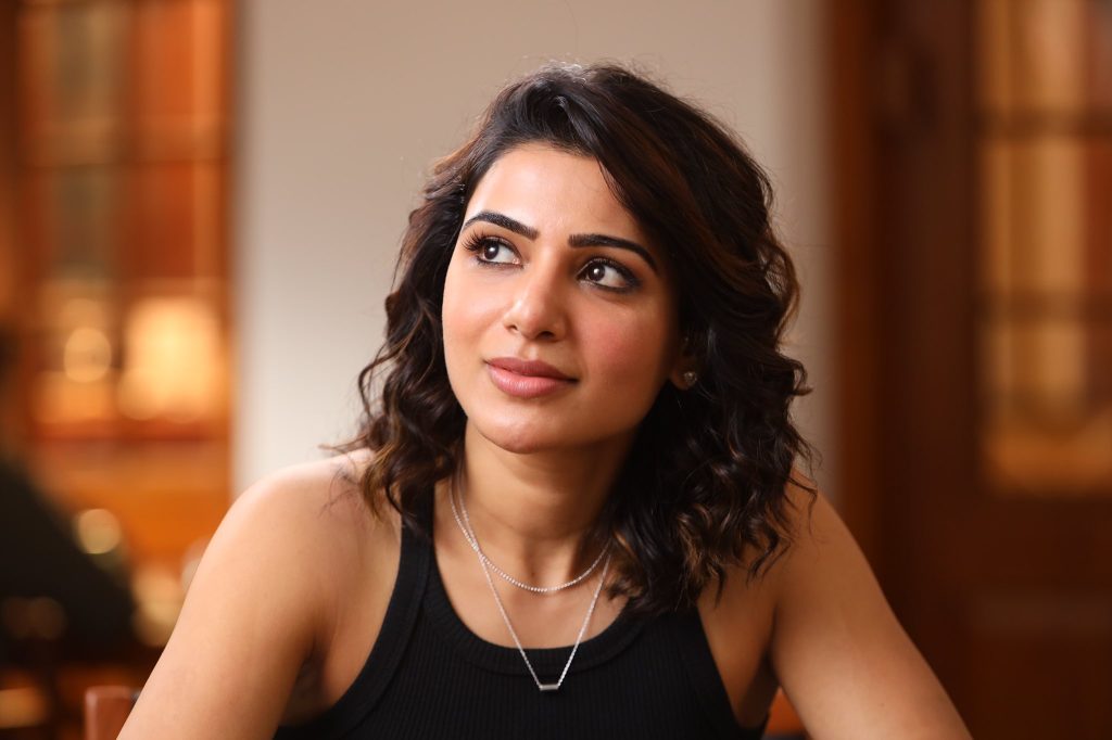 kaathuvaakula rendu kadhal samantha photos