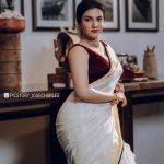 honey rose in onam saree 001