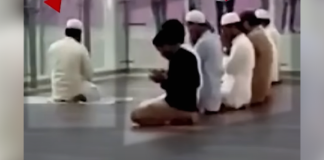 Prayer at Lulu Mall