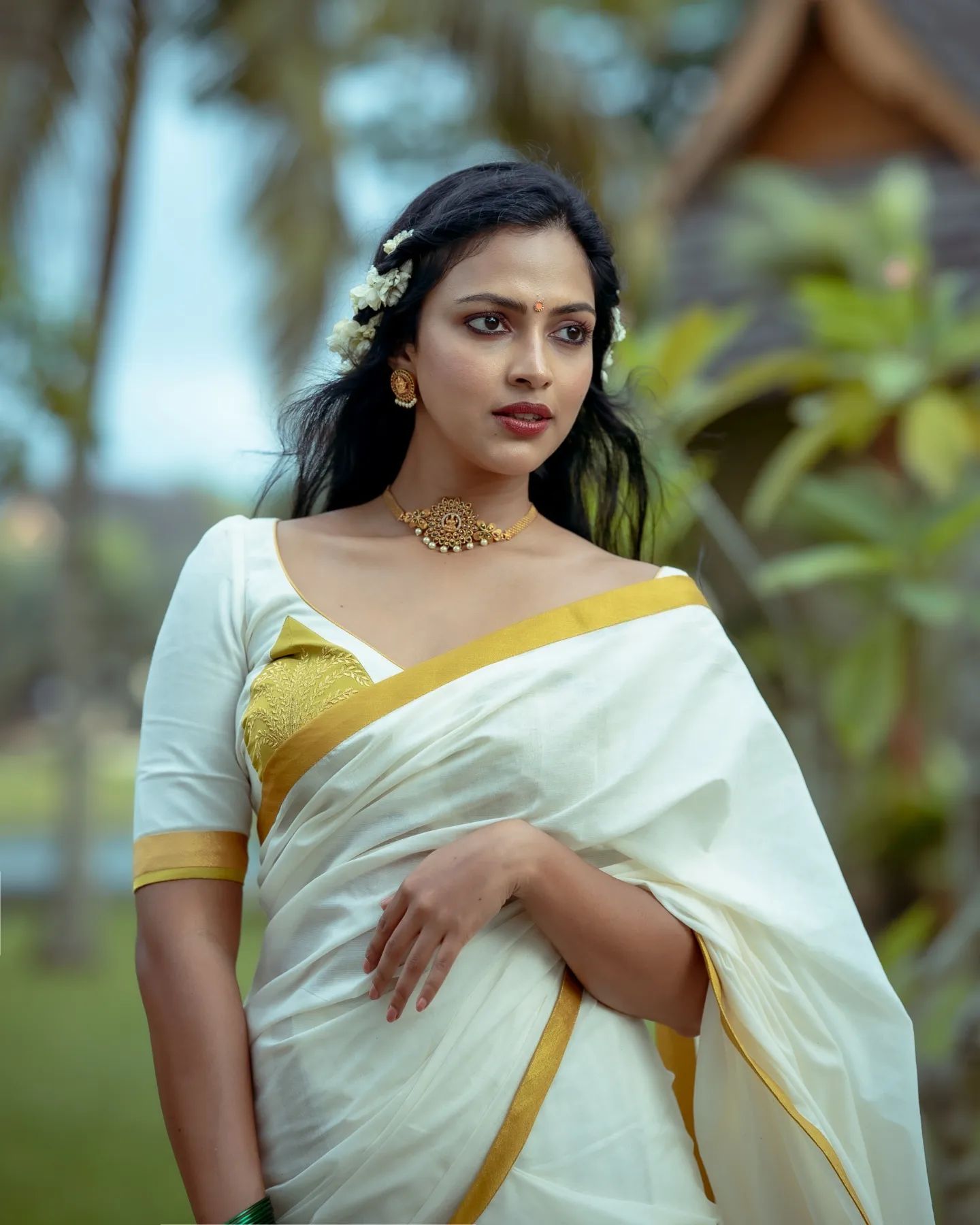 Amala Paul Onam 2022 Photos In Kerala Saree Look