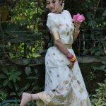 gayathri suresh new onam 2022 photos in pattu pavadai