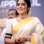 shamna kasim photos in set saree 007