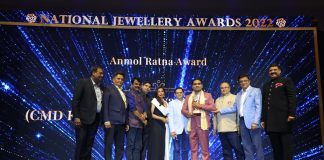 Mr. Rajesh Kalyanaraman recieved the Anmol Ratna Award on behalf of Mr TS Kalyanaraman