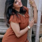 anna rajan in short dress photos