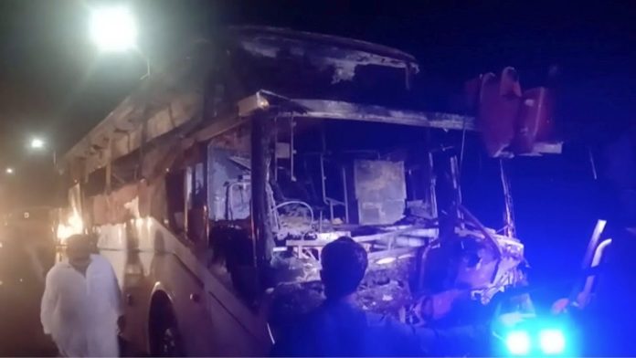 Pakistan bus fire