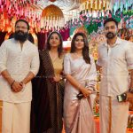 celebrities at kalyanaraman family navratri puja celebration 2022 photos 006