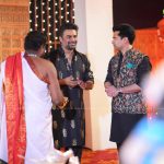 celebrities at kalyanaraman family navratri puja celebration 2022 photos 019