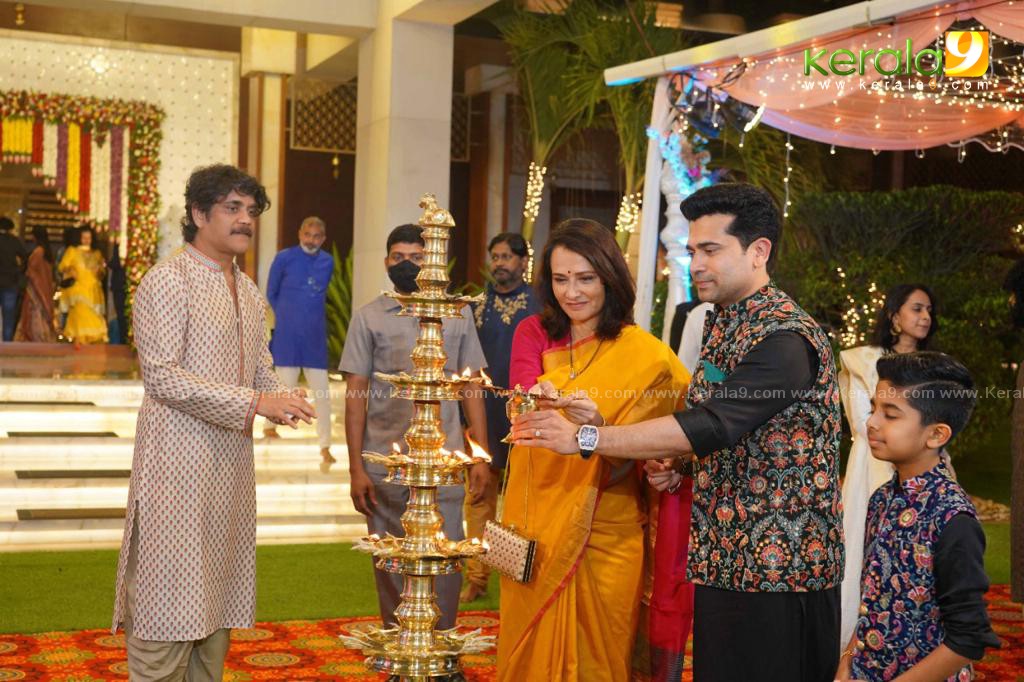 celebrities at kalyanaraman family navratri puja celebration 2022 photos 025