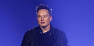 221003 elon musk se 323p 2db3b8