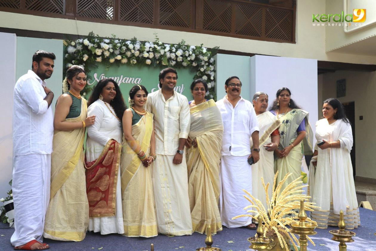 Maniyanpilla Raju Son Niranjan Raju Wedding Photos - Kerala9.com