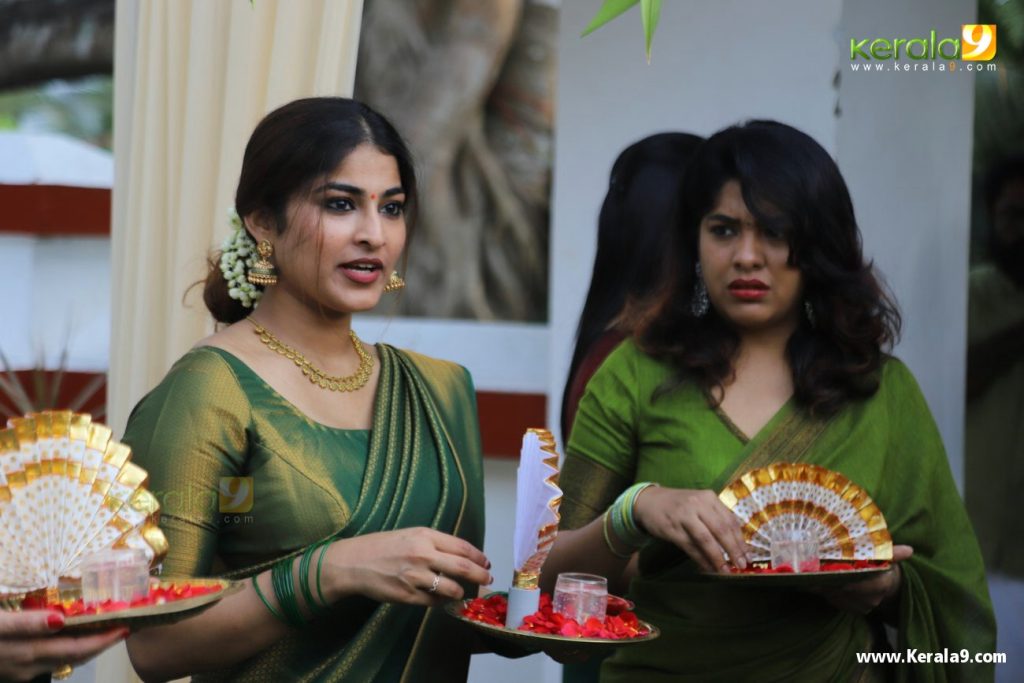 archana kavi at Vaishnavi Venugopal Marriage Photos 003