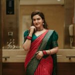 honey rose in red half saree photos 002
