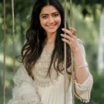 mamta mohandas new dressing style photos-002