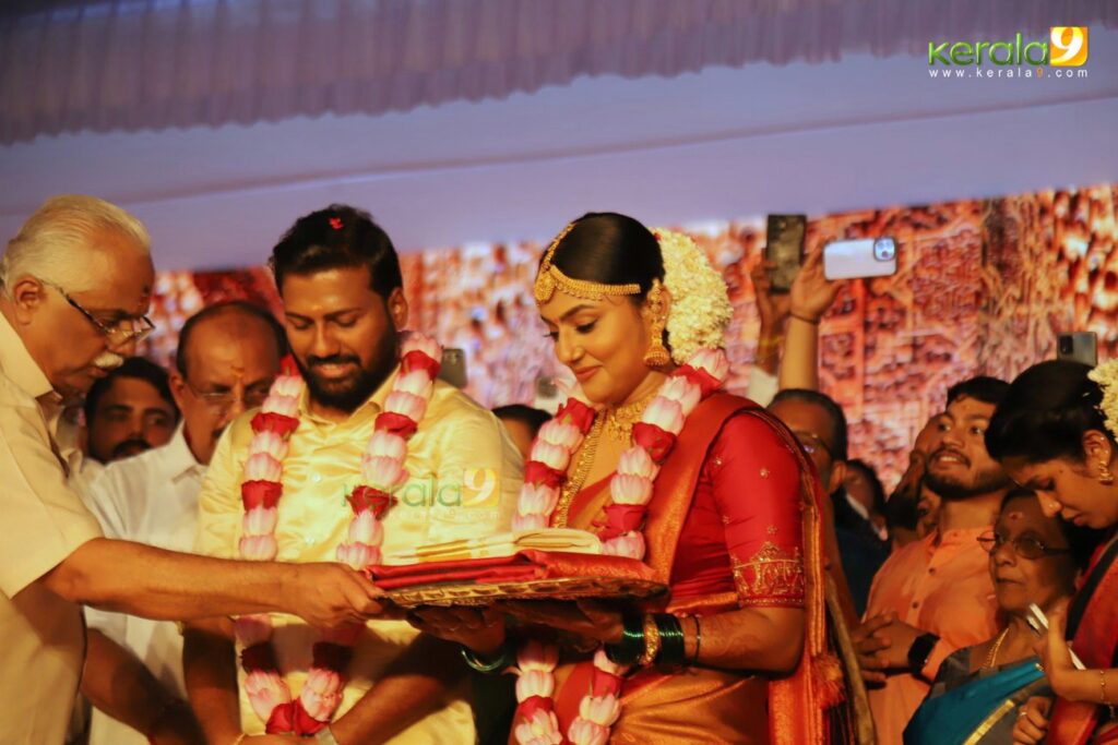 Meppadiyan Director Vishnu Mohan Marriage Photos