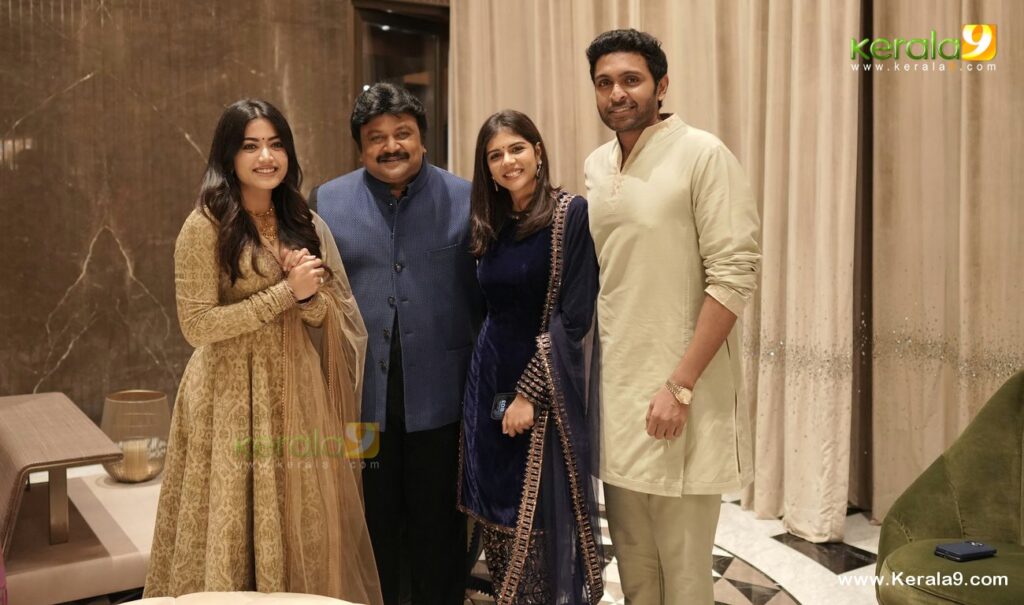 Kalyan Navratri Celebration 2023 Photos: Celebrities Celebrate Kalyan Navratri 2023 in Style 37 kalyani priyadarshan and rashmika mandanna at kalyan navratri celebration 2023 photos 071