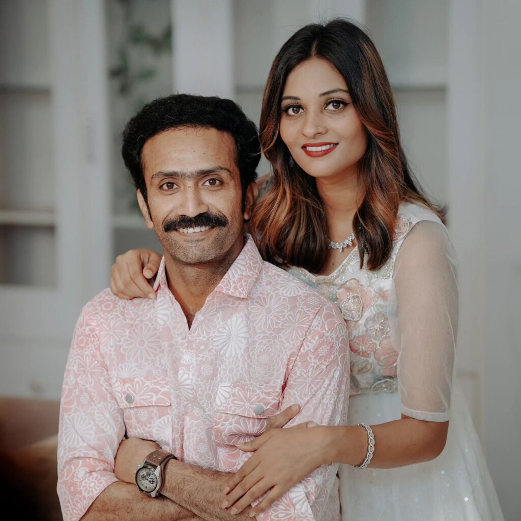 shine tom chacko engagement photos 003 - Kerala9.com shine tom chacko engagement photos 003