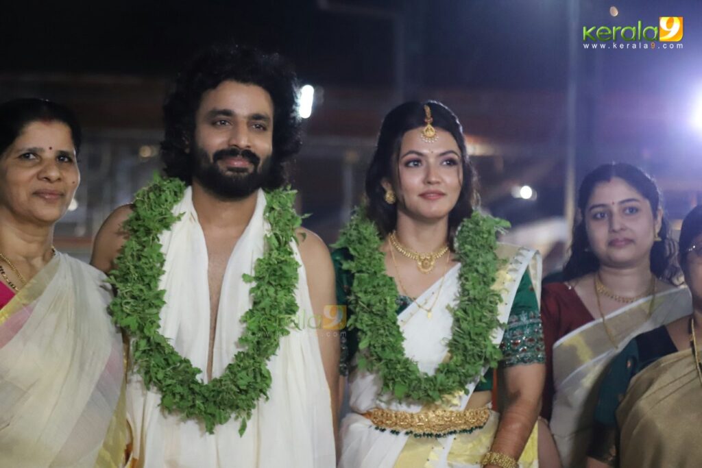 deepak parambol marriage photos